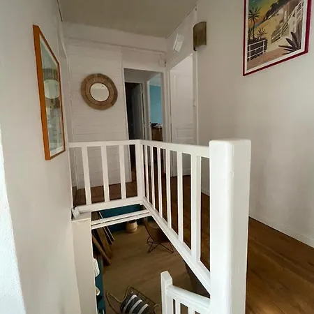 Charmante Maison De Ville Avec Patio Prázdninový dům Pornic